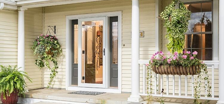 screen door installation in El Monte