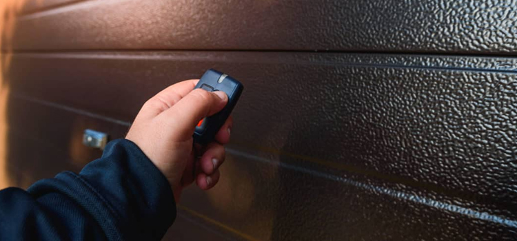 automatic door opener with remote control in El Monte