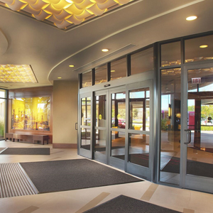 commercial door specialist El Monte